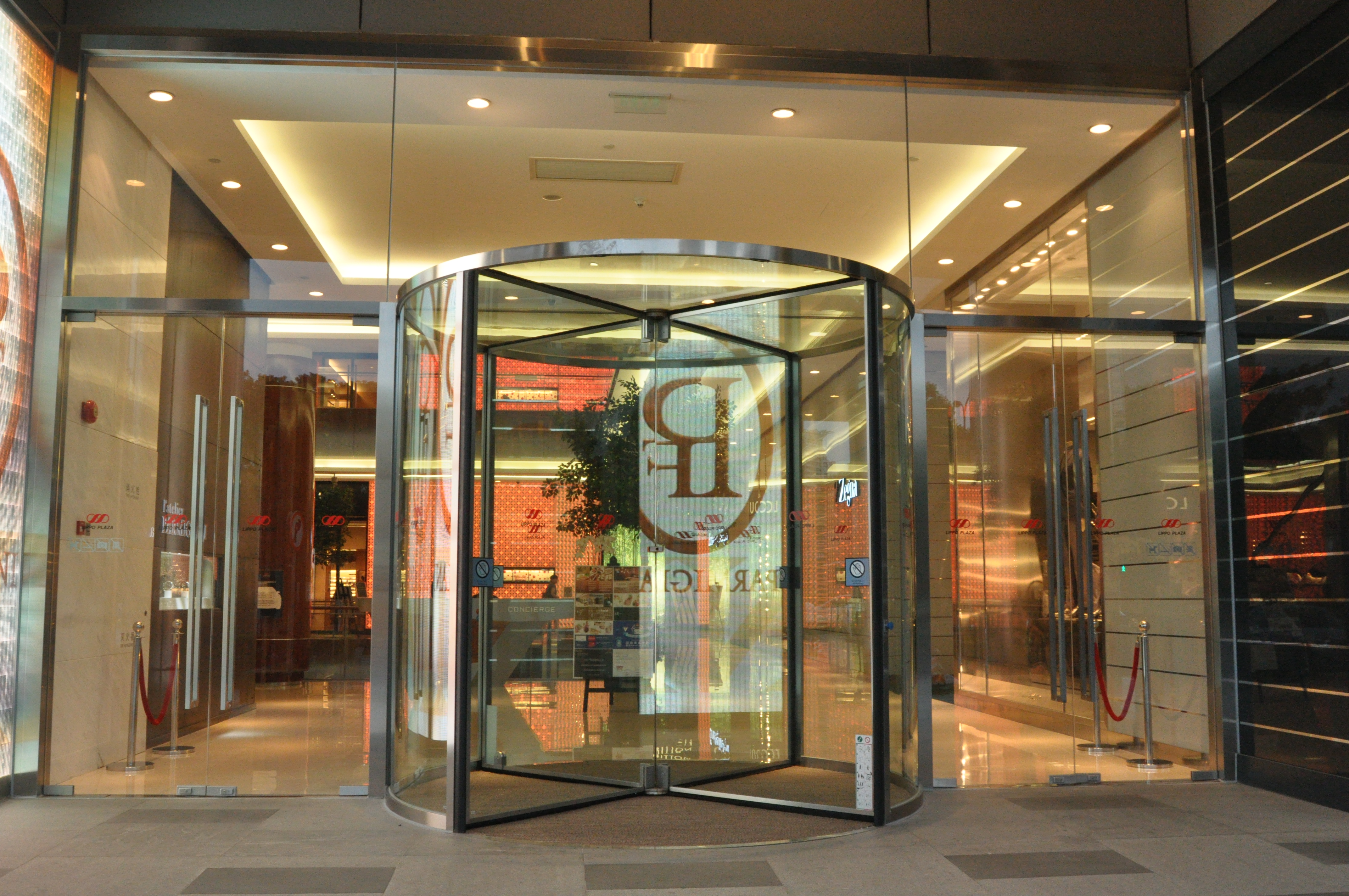 Luxury Crystal 4-wing Revolving Door